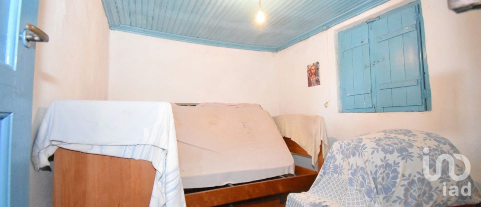 Maison de village T2 à Vila Nova de 223 m²