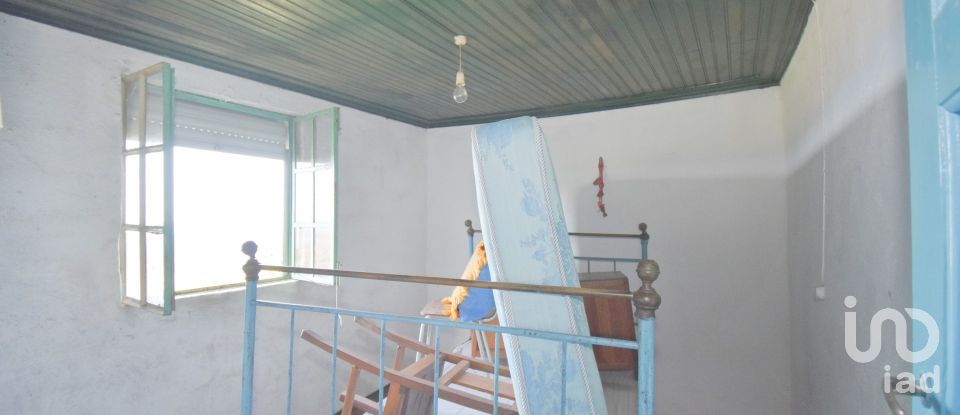 Maison de village T2 à Vila Nova de 223 m²