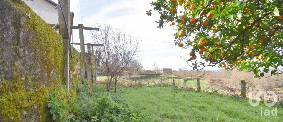 Maison de village T2 à Vila Nova de 223 m²