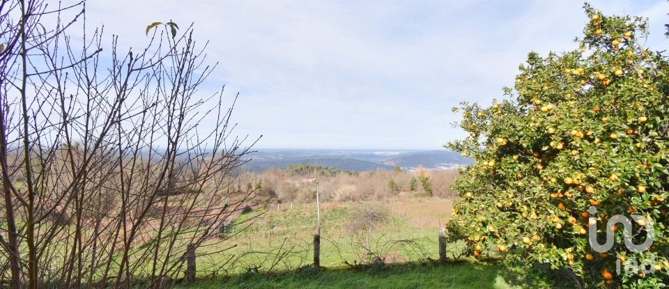 Maison de village T2 à Vila Nova de 223 m²