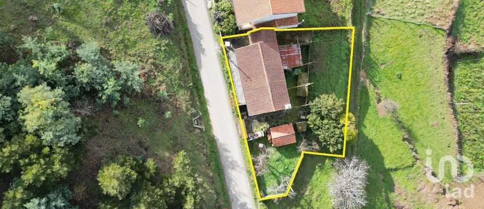 Maison de village T2 à Vila Nova de 223 m²