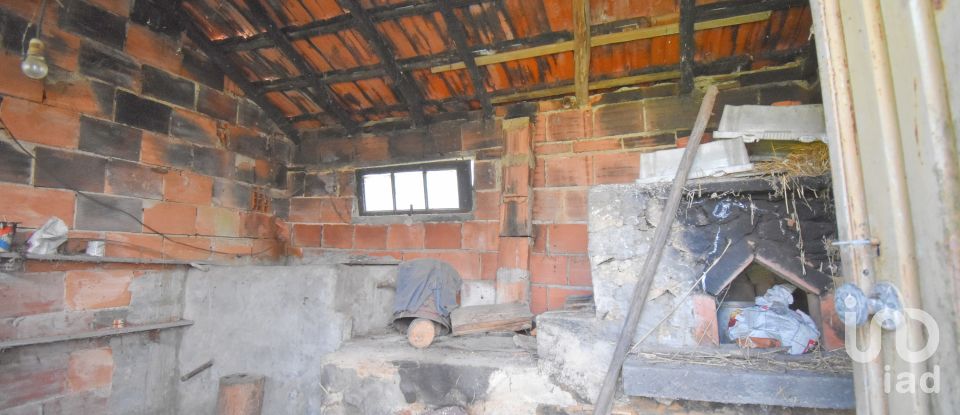 Maison de village T2 à Vila Nova de 223 m²