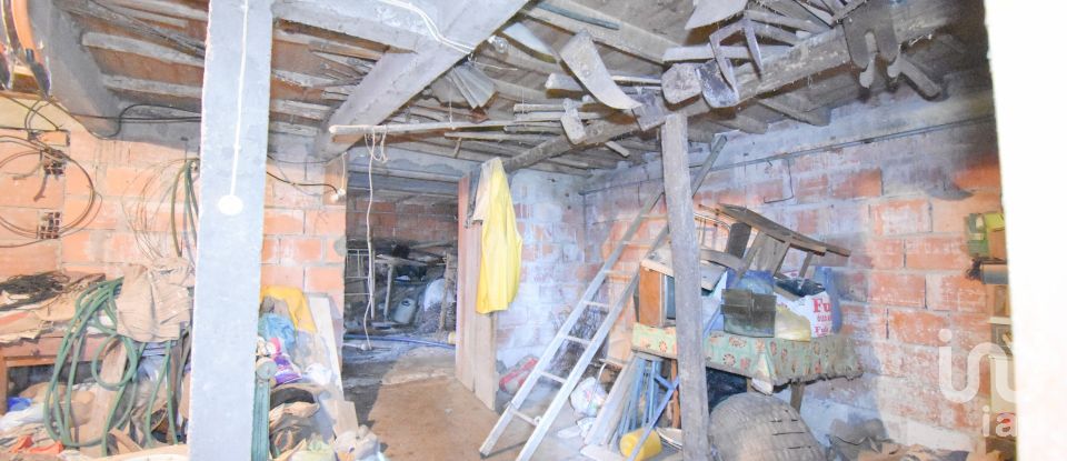 Maison de village T2 à Vila Nova de 223 m²