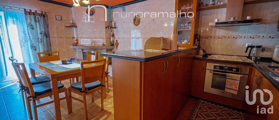 Maison T3 à Alto do Palurdo de 149 m²