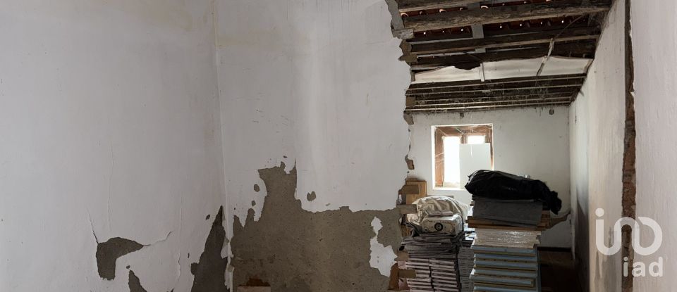 House T2 in Alguber of 118 m²