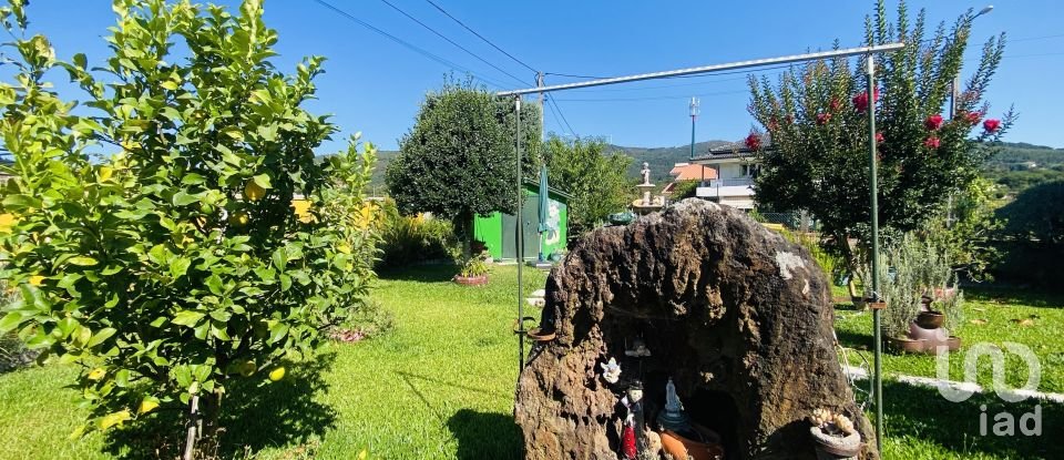 Traditional house T5 in Covas of 335 m²