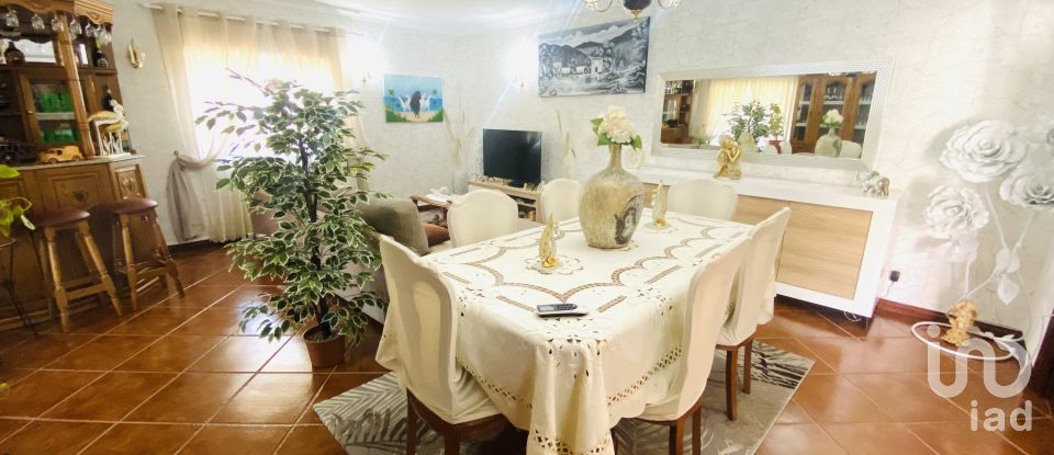 Traditional house T5 in Covas of 335 m²