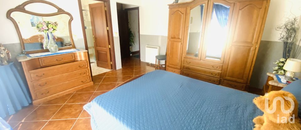 Traditional house T5 in Covas of 335 m²