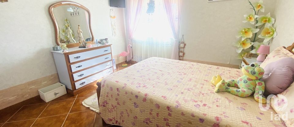 Traditional house T5 in Covas of 335 m²