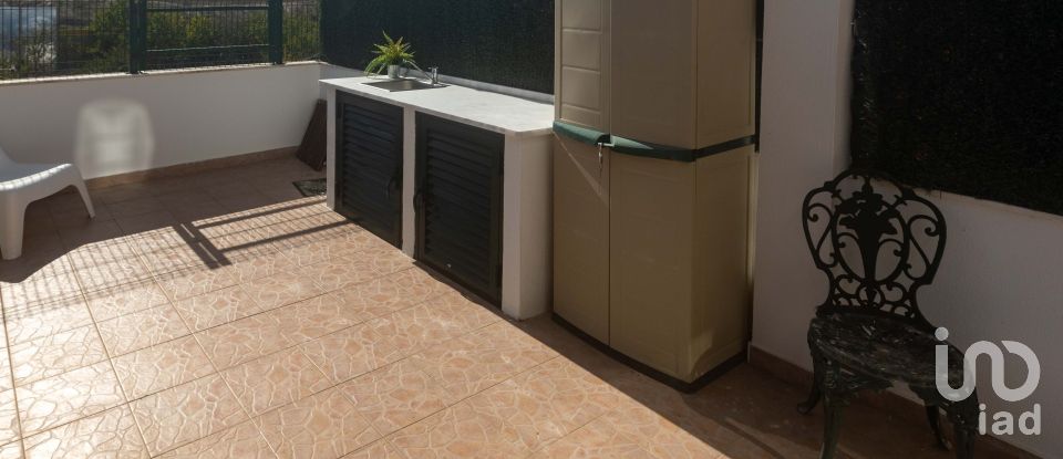 Moradia T4 em Venda do Pinheiro e Santo Estêvão das Galés de 217 m²