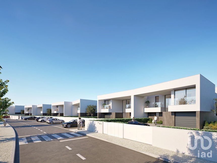 Moradia T4 em São Gonçalo De Lagos de 300 m²