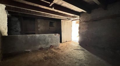 Maison traditionnelle T1 à Gândaras de 160 m²