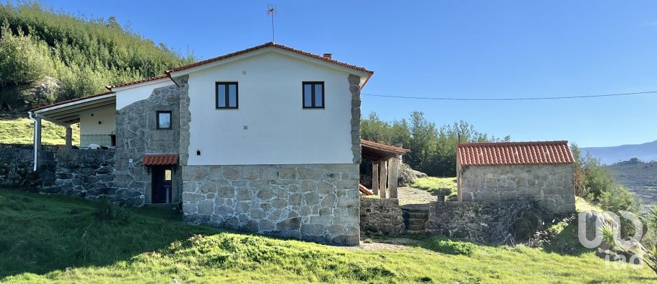 Farm T3 in Fornos de Algodres of 250 m²