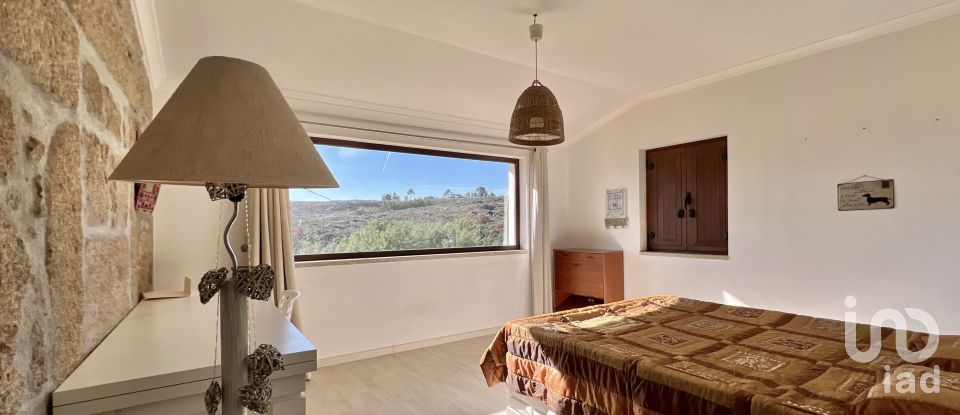 Farm T3 in Fornos de Algodres of 250 m²