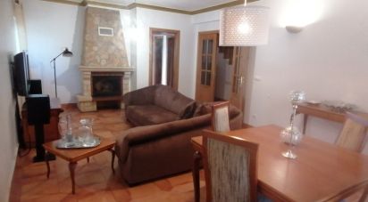 Maison T4 à Venda do Pinheiro e Santo Estêvão das Galés de 217 m²