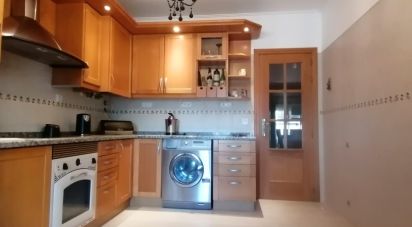 Maison T4 à Venda do Pinheiro e Santo Estêvão das Galés de 217 m²