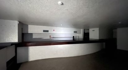 Shop / premises commercial in Chafé of 565 m²