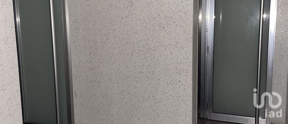 Boutique/Local commercial à Chafé de 565 m²