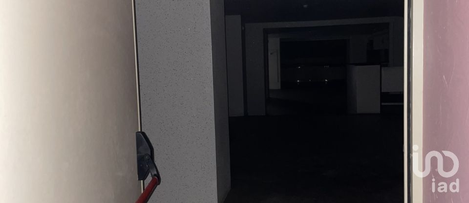 Boutique/Local commercial à Chafé de 565 m²