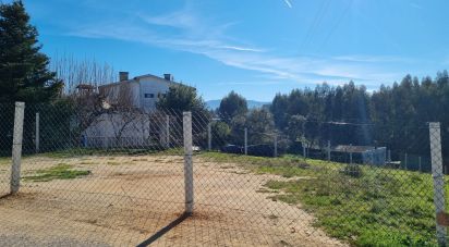 Terrain à Poiares (Santo André) de 777 m²