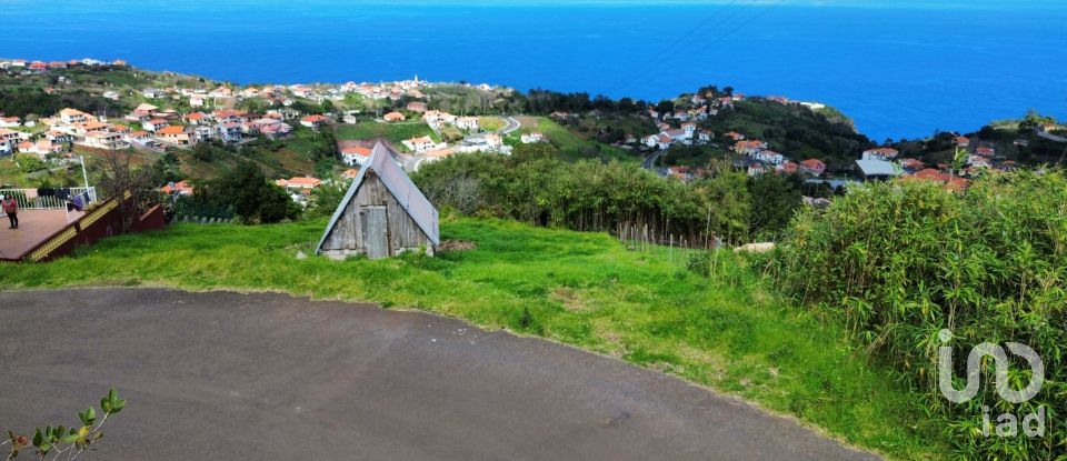 Terrain à bâtir à São Jorge de 1 920 m²