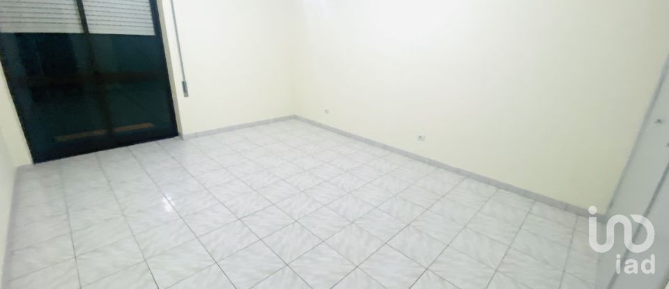 Traditional house T5 in Campos e Vila Meã of 183 m²