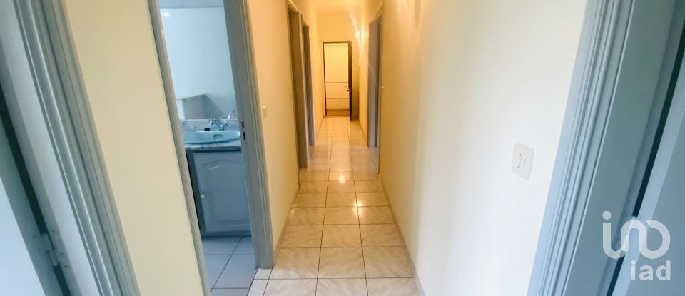 Traditional house T5 in Campos e Vila Meã of 183 m²