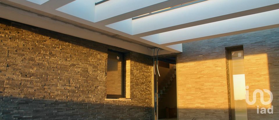 Maison T3 à Castelo do Neiva de 226 m²