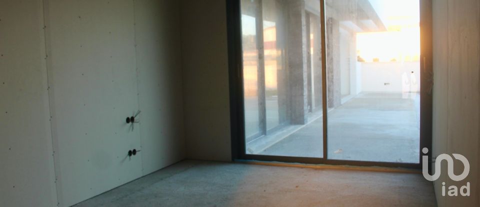 Maison T3 à Castelo do Neiva de 226 m²