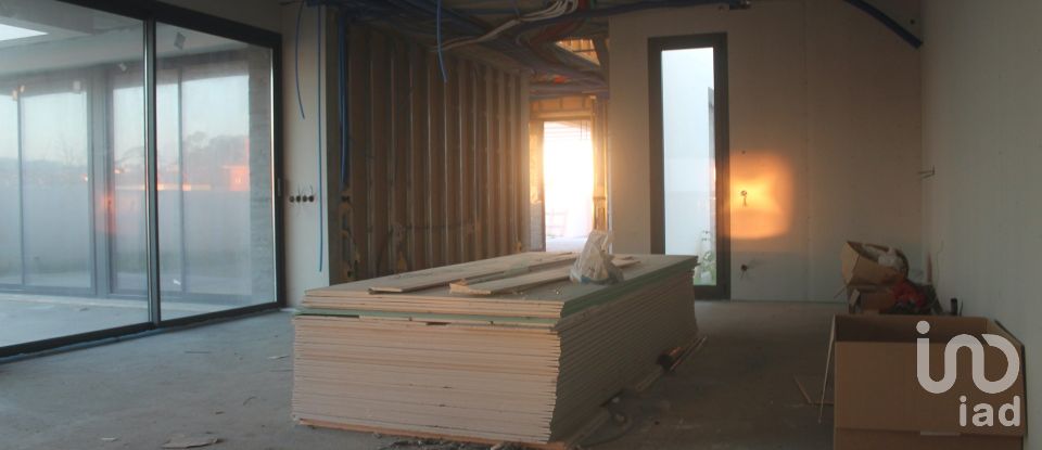 Maison T3 à Castelo do Neiva de 226 m²