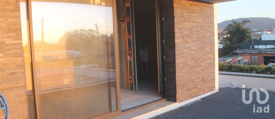 Maison T3 à Castelo do Neiva de 226 m²