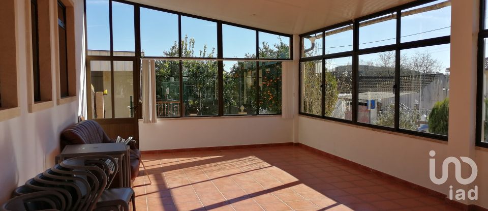 Boutique/Local commercial à Degracias e Pombalinho de 390 m²