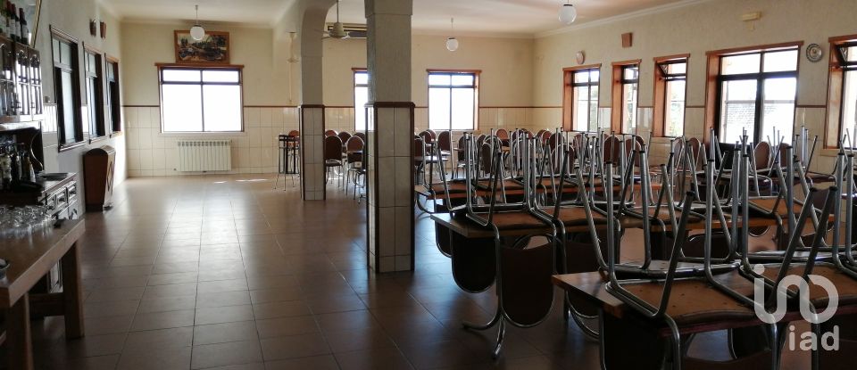 Boutique/Local commercial à Degracias e Pombalinho de 390 m²