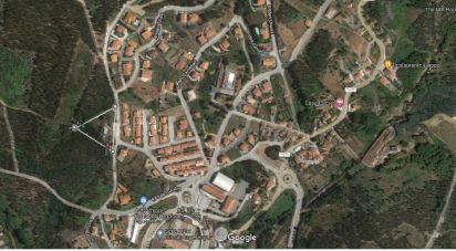 Loja / Estabelecimento Comercial em Castanheira de Pêra e Coentral de 458 m²