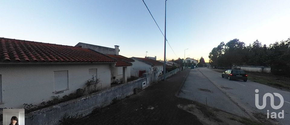 Loja / Estabelecimento Comercial em Castanheira de Pêra e Coentral de 458 m²