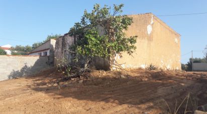 Terrain à Loulé (São Clemente) de 1 330 m²