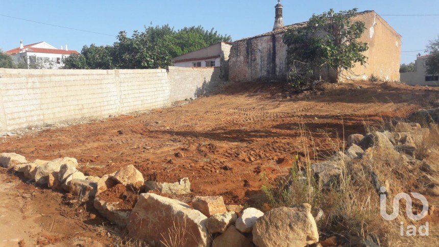 Land in Loulé (São Clemente) of 1,330 m²