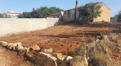 Terrain à Loulé (São Clemente) de 1 330 m²