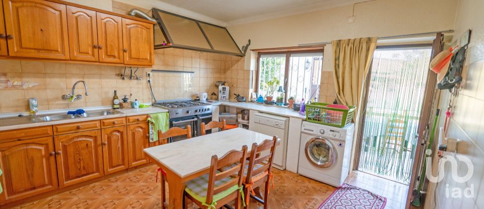 Casa de aldeia T7 em Proença-a-Nova e Peral de 434 m²