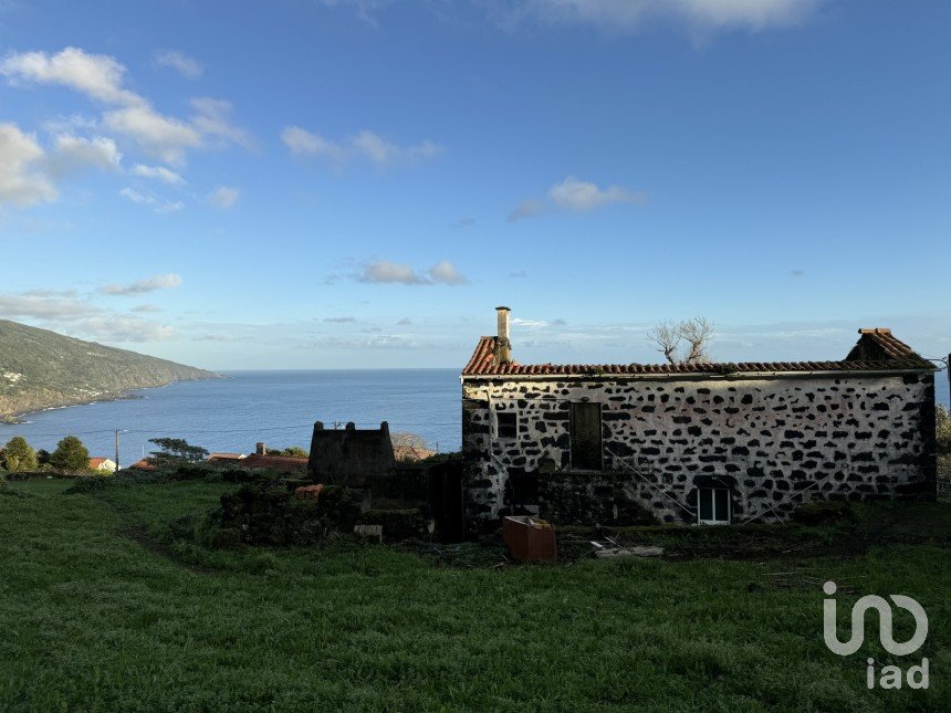 Maison T4 à Ribeiras de 120 m²