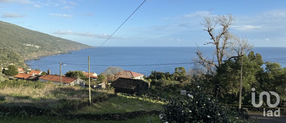 Maison T4 à Ribeiras de 120 m²