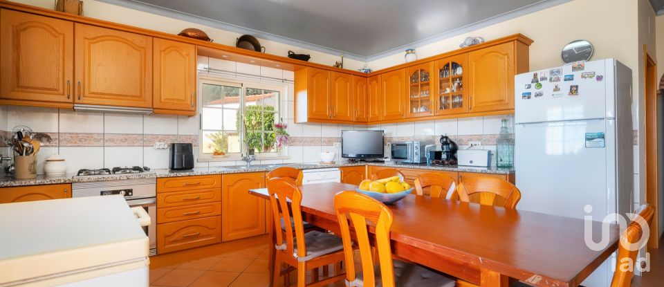 Moradia T3 em Albufeira e Olhos de Água de 310 m²