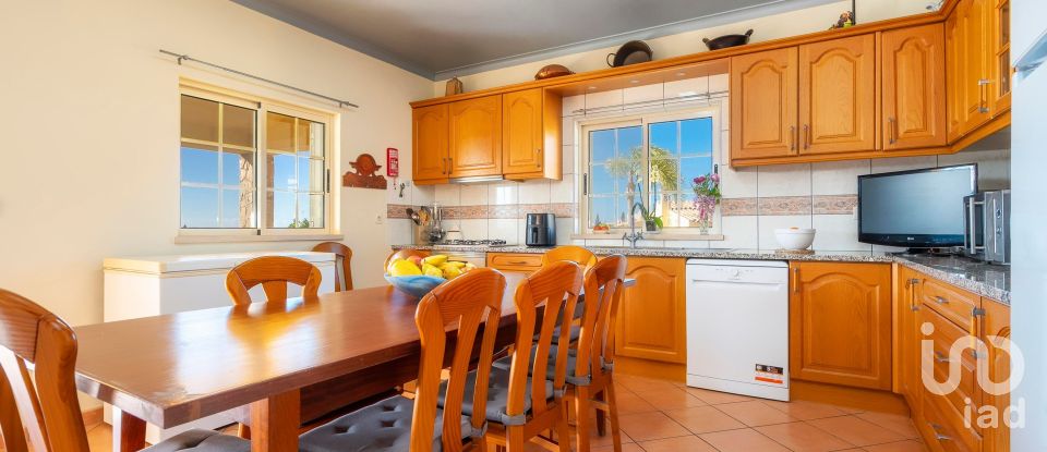 Moradia T3 em Albufeira e Olhos de Água de 310 m²