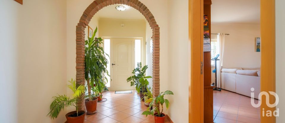 Moradia T3 em Albufeira e Olhos de Água de 310 m²