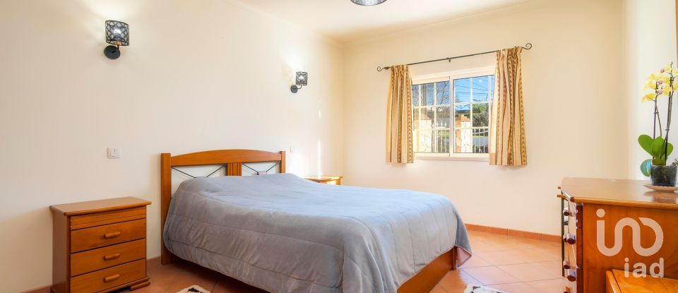 Moradia T3 em Albufeira e Olhos de Água de 310 m²