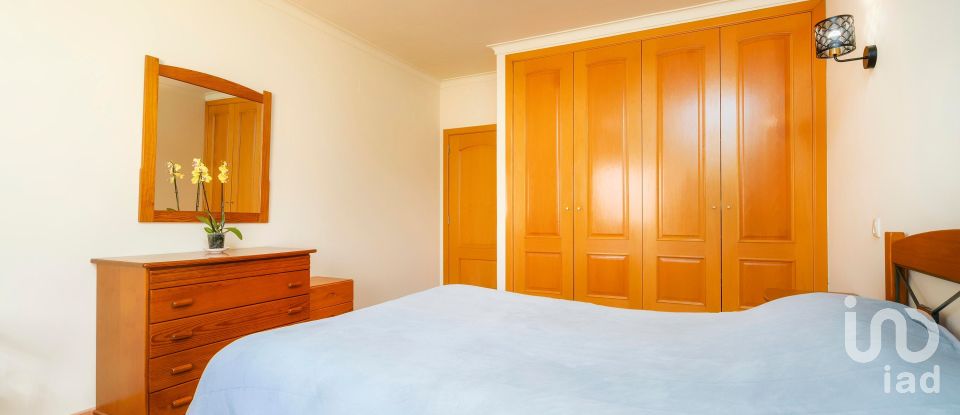 Moradia T3 em Albufeira e Olhos de Água de 310 m²