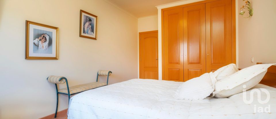 Moradia T3 em Albufeira e Olhos de Água de 310 m²