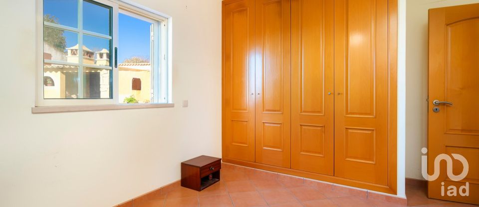 Moradia T3 em Albufeira e Olhos de Água de 310 m²