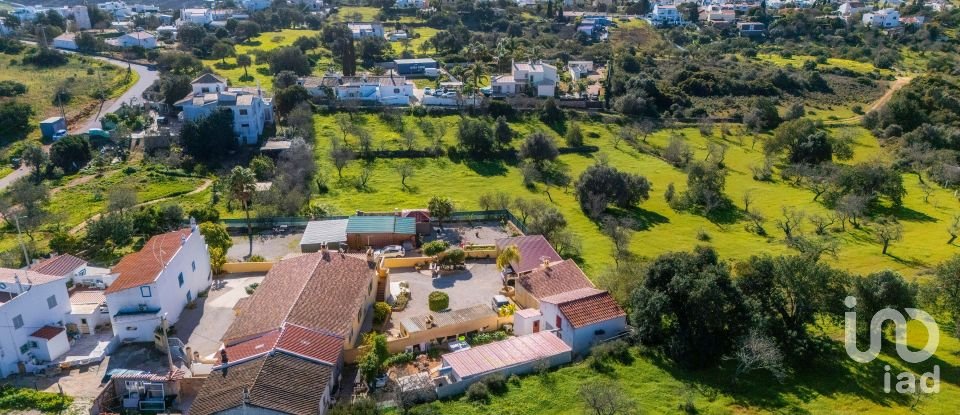 Moradia T3 em Albufeira e Olhos de Água de 310 m²