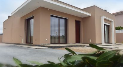 Gîte T3 à Tornada e Salir do Porto de 130 m²